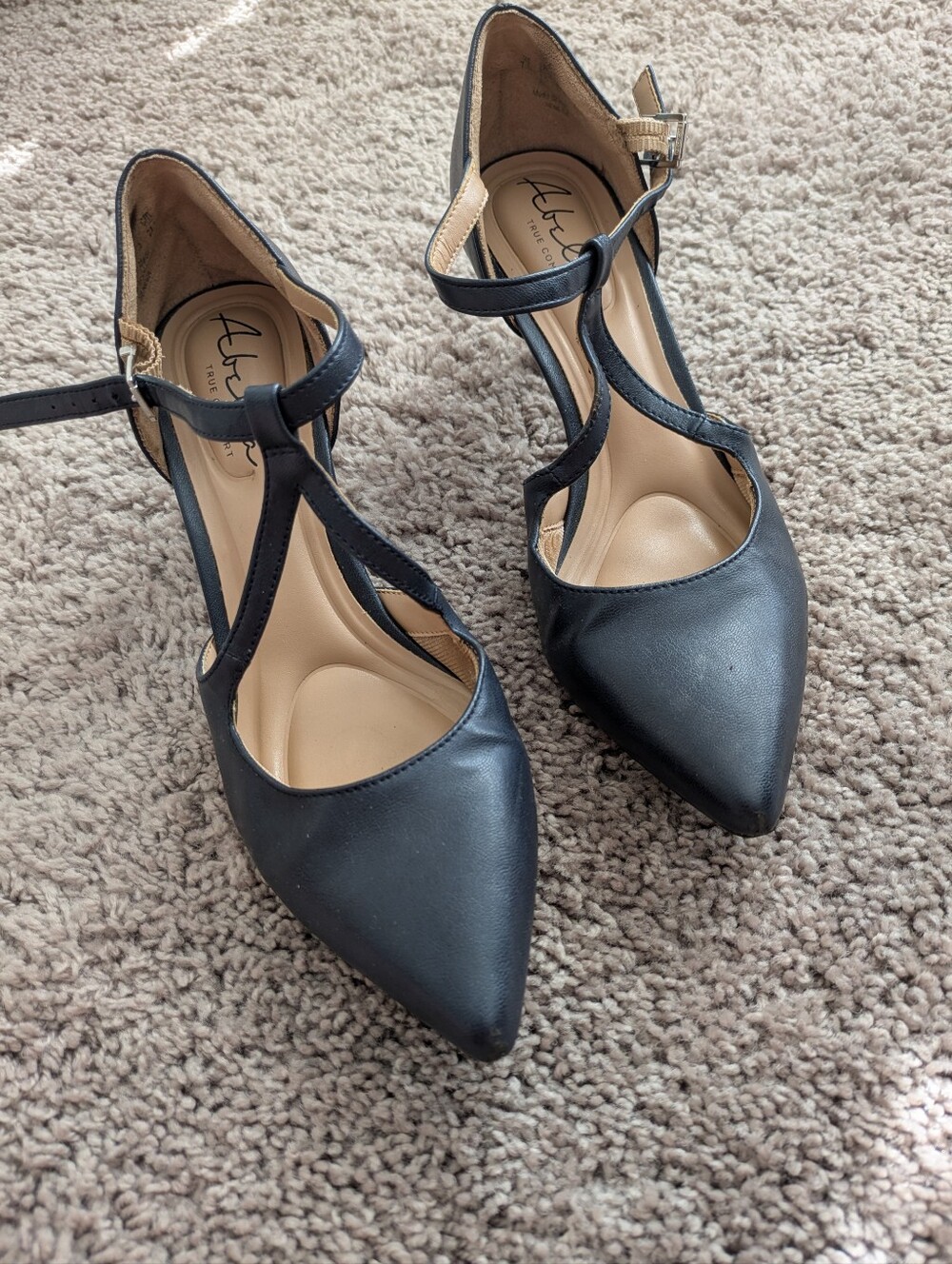 Abella true Comfort Blue Pointed T-Strap Heels